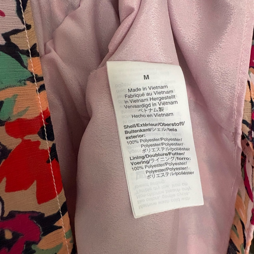 J.Crew Floral Peplum Blouse Size M • Pink Multicolor Ruffle Neck Lined Top - Picture 6 of 9